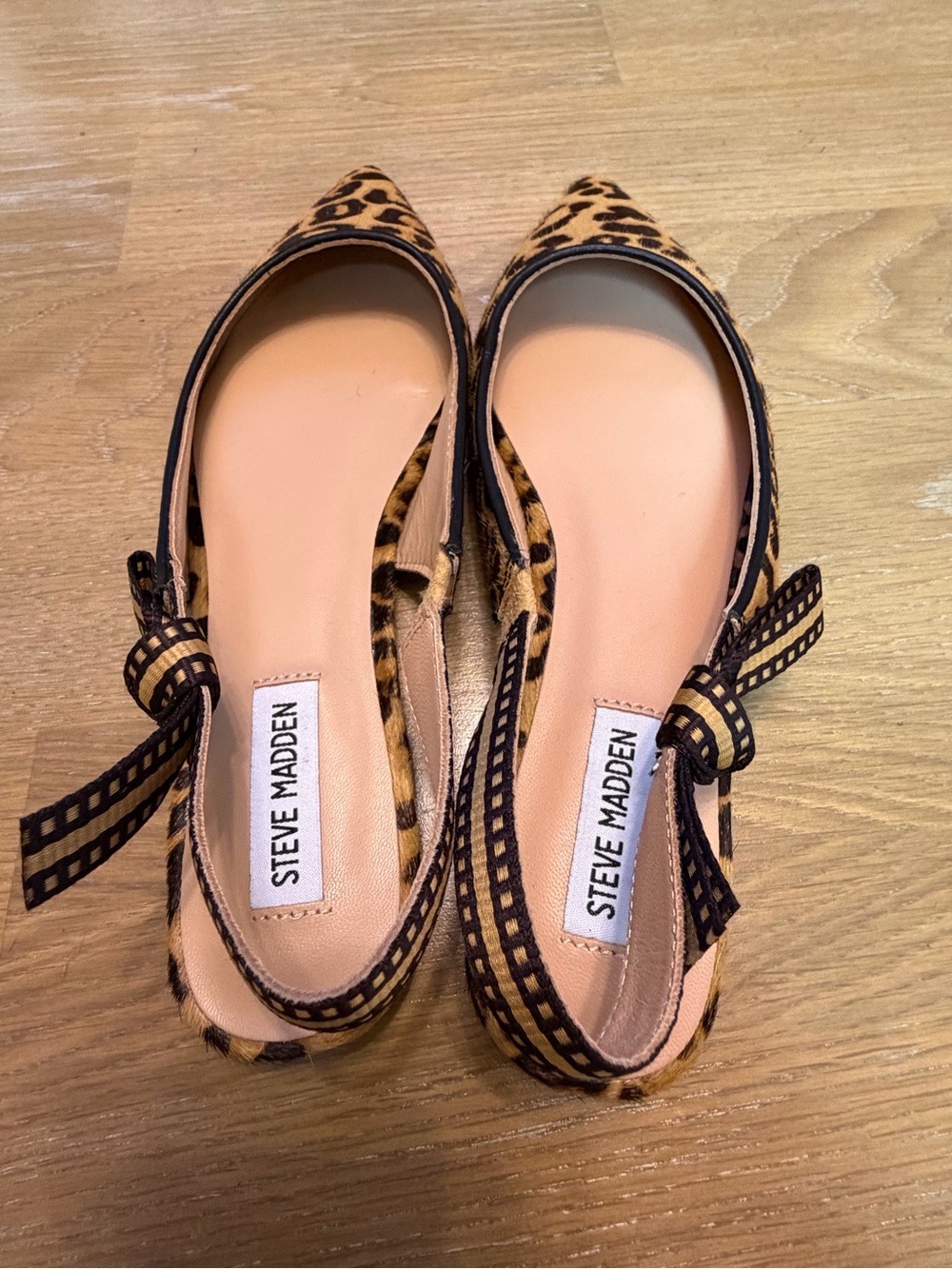 Steve Madden Leopard Calf Hair Bow Slingback Pointed Toe Flats NWOB Size 8.5 - Picture 4 of 6